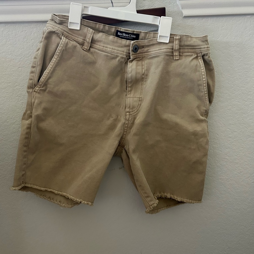 Raw/Stitch Hem Khaki Cotton On Shorts
